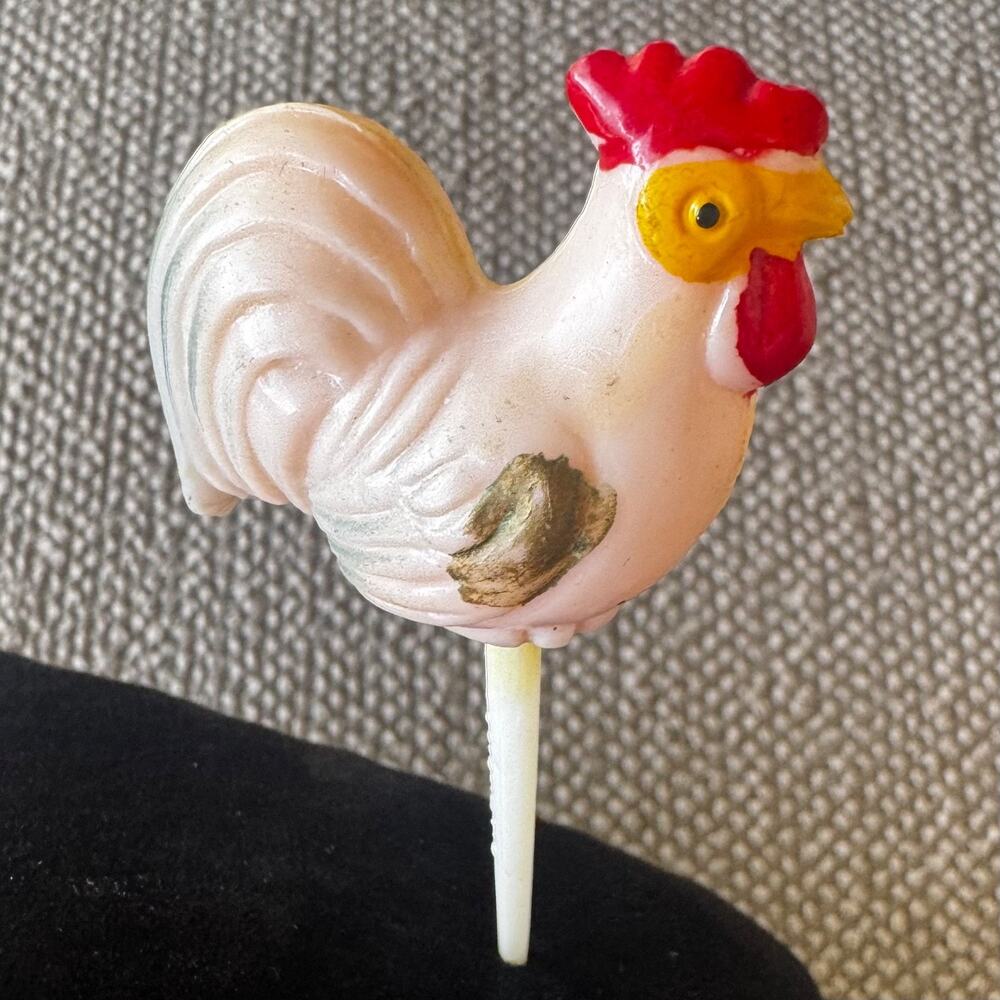 Vintage 1950s Rooster Cocktail Pick W643 Plastic Chicken Toothpick MCM Kitschy